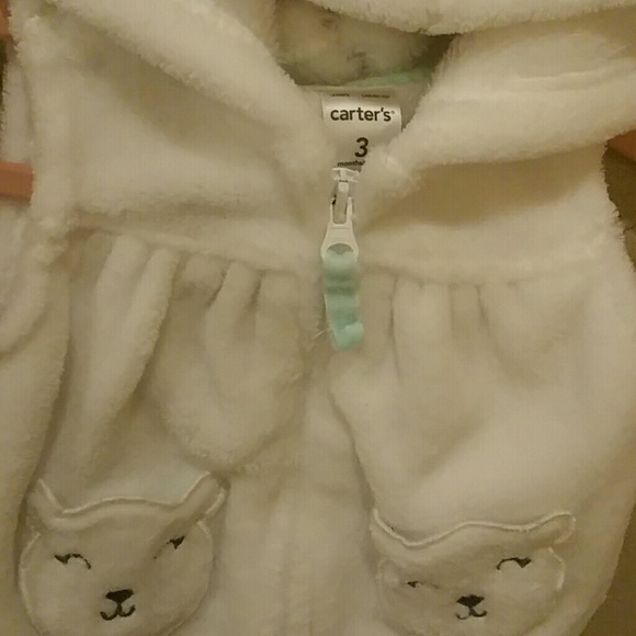 Bundle of 2 Carter's warm outfits - Picture 2 of 3